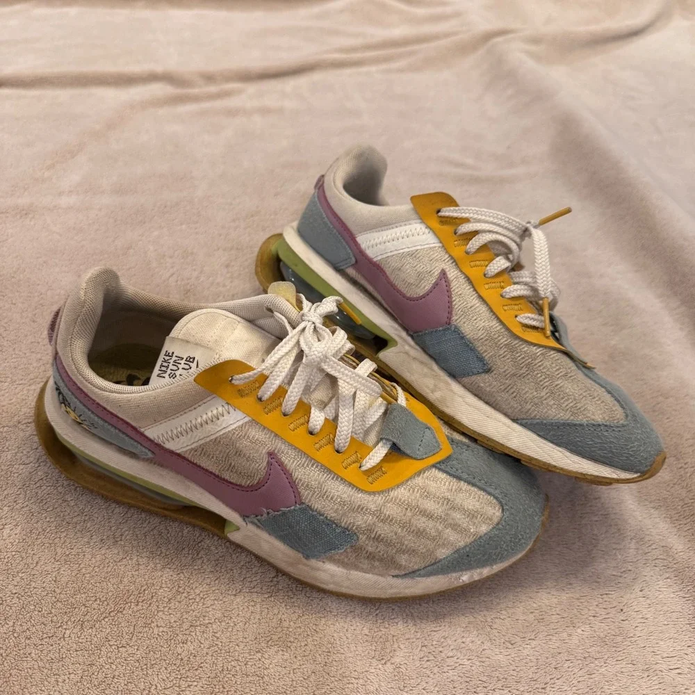 Nike Sun Club Waffle One Coconut Milk Pastel Beachy Coastal Sneaker SZ 8.5 - Picture 3 of 10